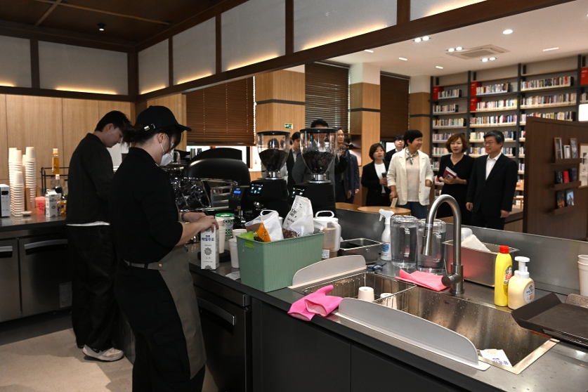 1545 COFFEE 중구청점 리뉴얼 오픈행사 썸네일